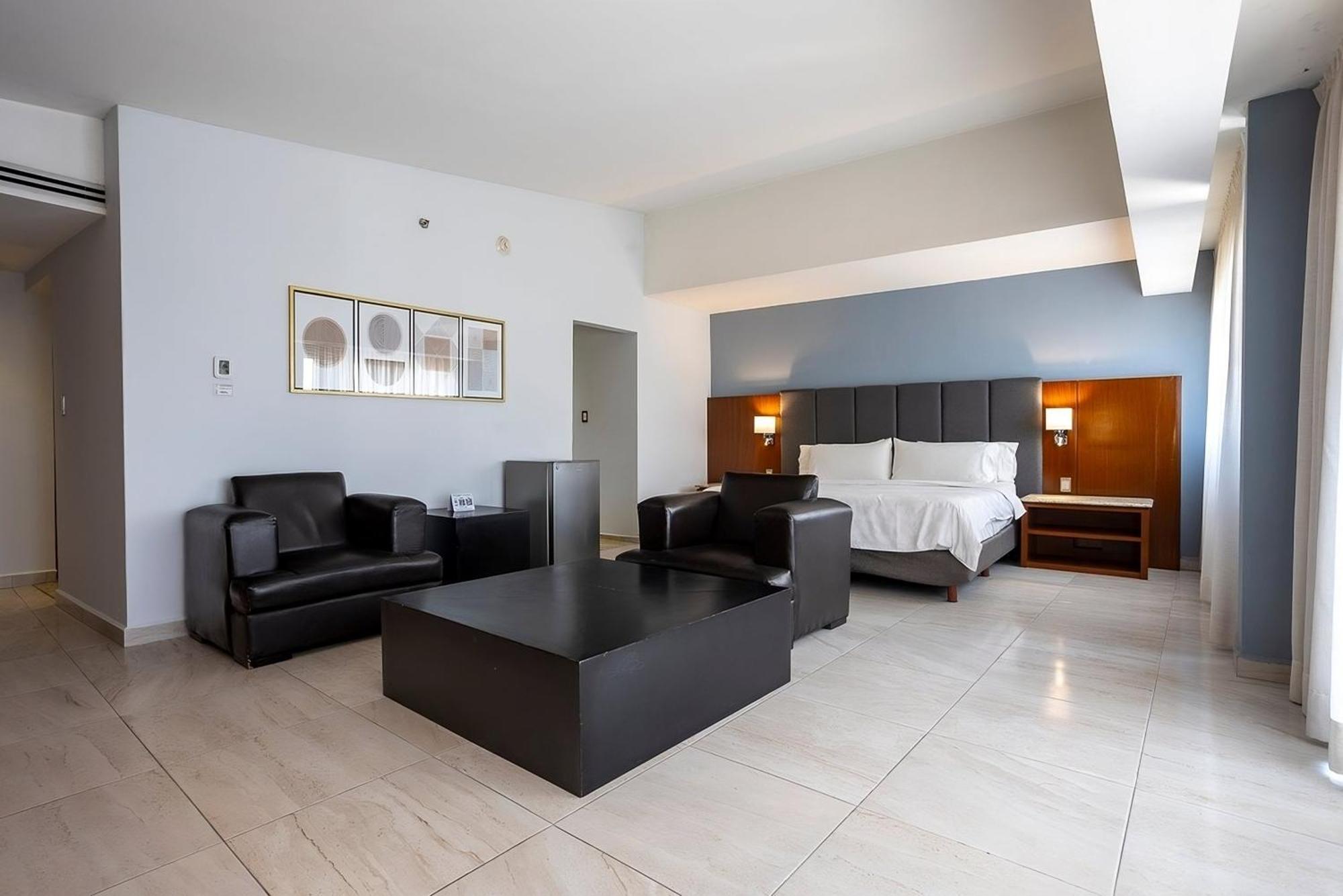 Holiday Inn Puebla Finsa By Ihg Exterior foto